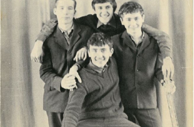 Grupė „Bočiai“. Iš kairės: Saulius Šiaučiulis, Raimondas Katinas, Balys Žiūraitis, Tomas Leiburas.
 Iš asm. Tomo Leiburo archyvo 