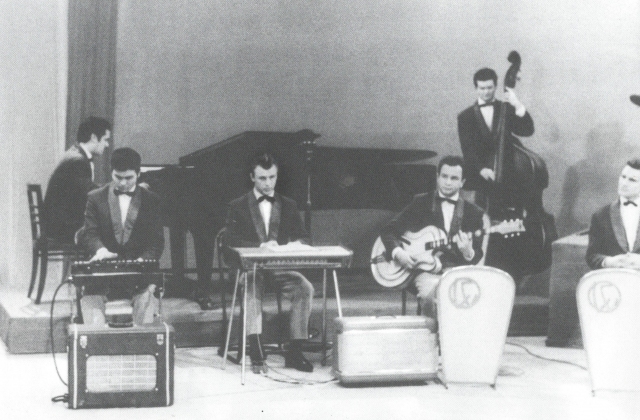 Lietuvos estradinis orkestras, ritmo grupė, 1960–1961
 